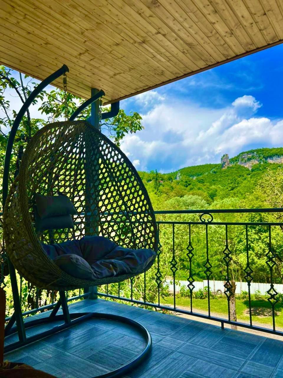 Butichi Guest House Chiatura Εξωτερικό φωτογραφία